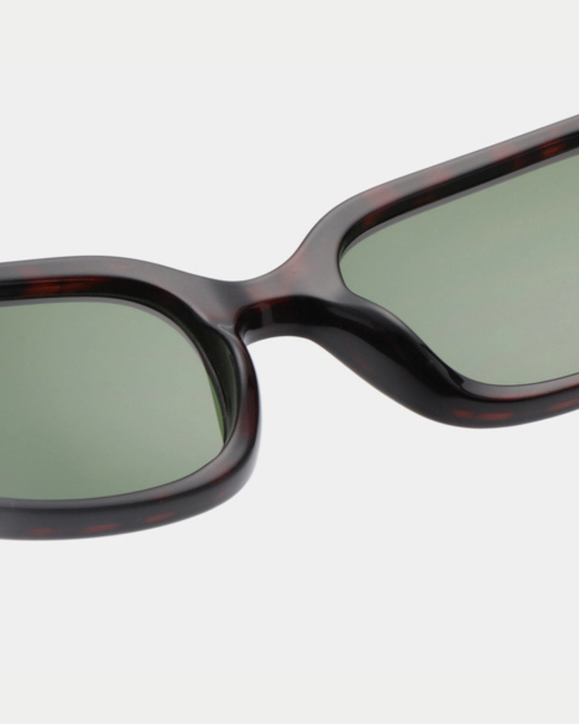 A. Kjærbede Will Demi Tortoise — superstrak unisex model geïnspireerd op de jaren '00 Zonnebril | Stuen Store Tilburg