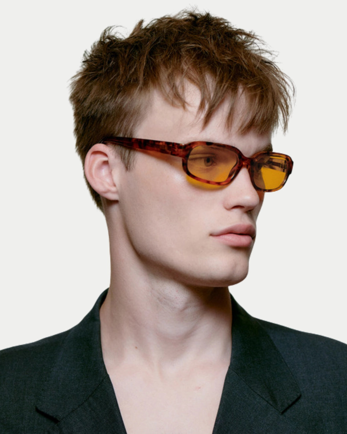 A. Kjærbede Will Havana — superstrak unisex model geïnspireerd op de jaren '00 Zonnebril | Stuen Store Tilburg