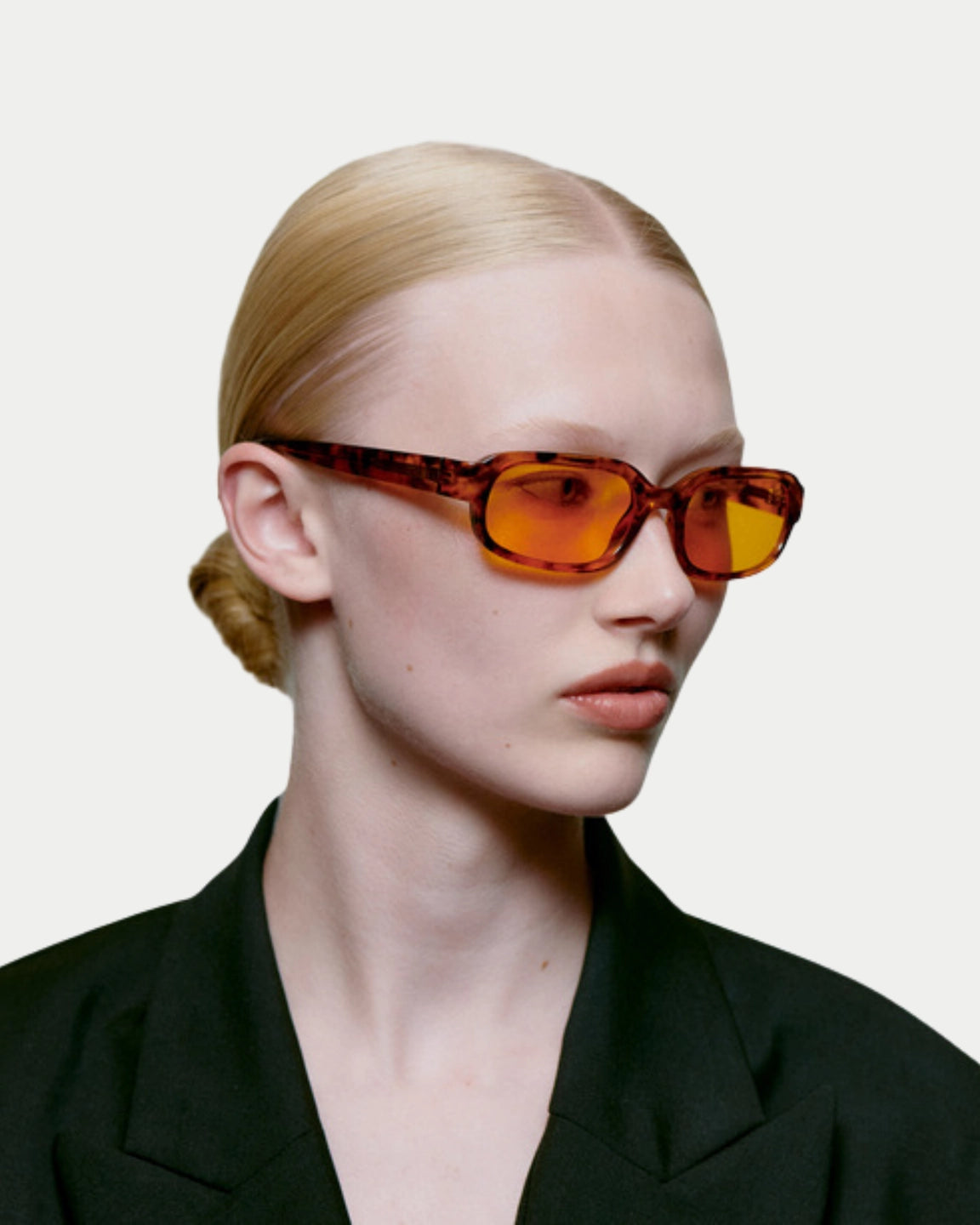 A. Kjærbede Will Havana — superstrak unisex model geïnspireerd op de jaren '00 Zonnebril | Stuen Store Tilburg