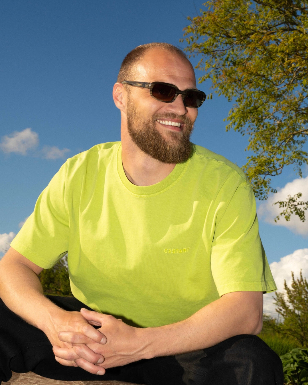 A. Kjærbede Will Striped Horn — superstrak unisex model geïnspireerd op de jaren '00 Zonnebril | Stuen Store Tilburg