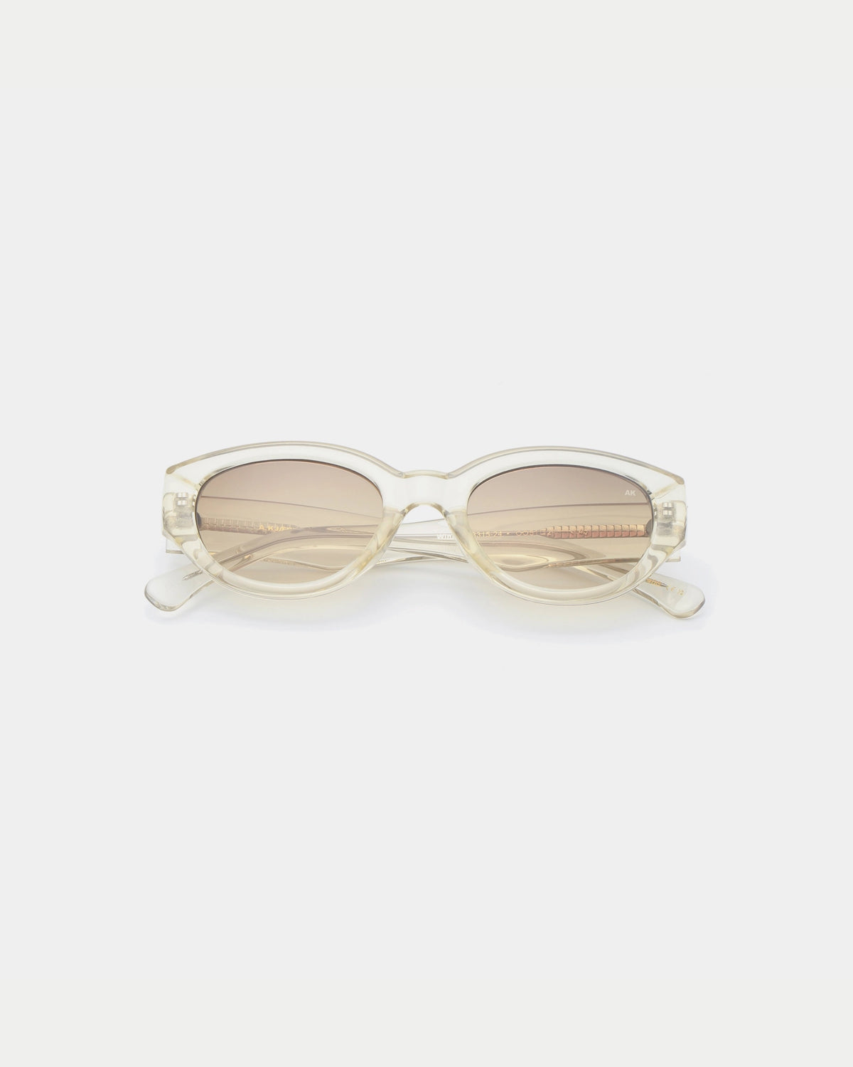 A. Kjærbede Winnie Ecru Transparent — zonnebril is voor mensen die hun persoonlijke stijl Zonnebril | Stuen Store Tilburg