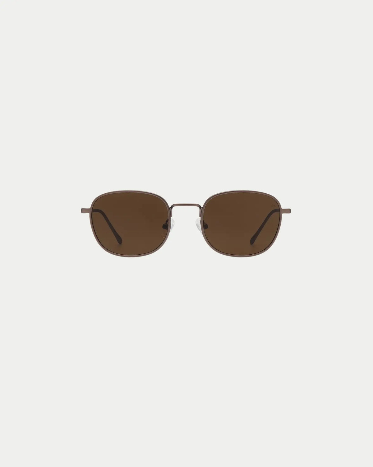 A. Kjærbede Hello Matte Brown — Klassieke filmster vibe Zonnebril | Stuen Store Tilburg