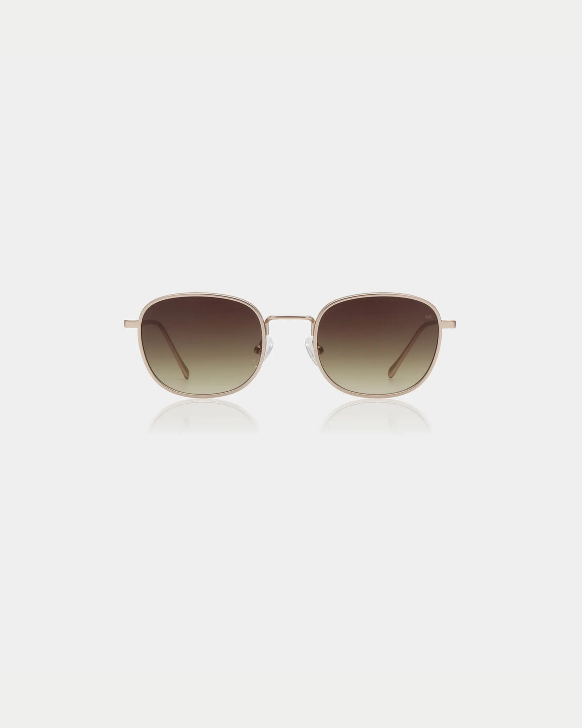 A. Kjærbede Hello Matte Gold — Klassieke filmster vibe Zonnebril | Stuen Store Tilburg