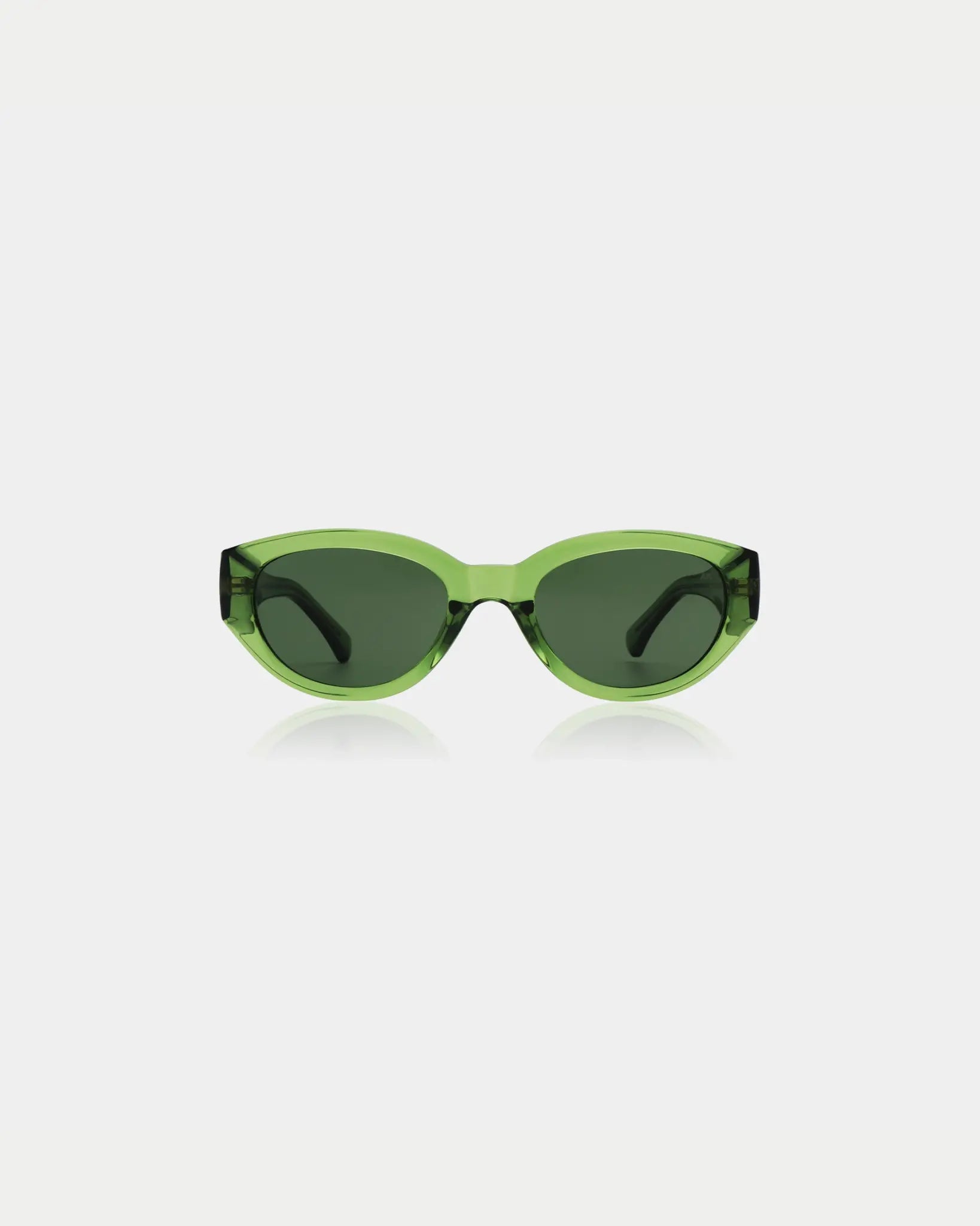 A. Kjærbede Winnie Light Olive Transpar — zonnebril is voor mensen die hun persoonlijke stijl Zonnebril | Stuen Store Tilburg